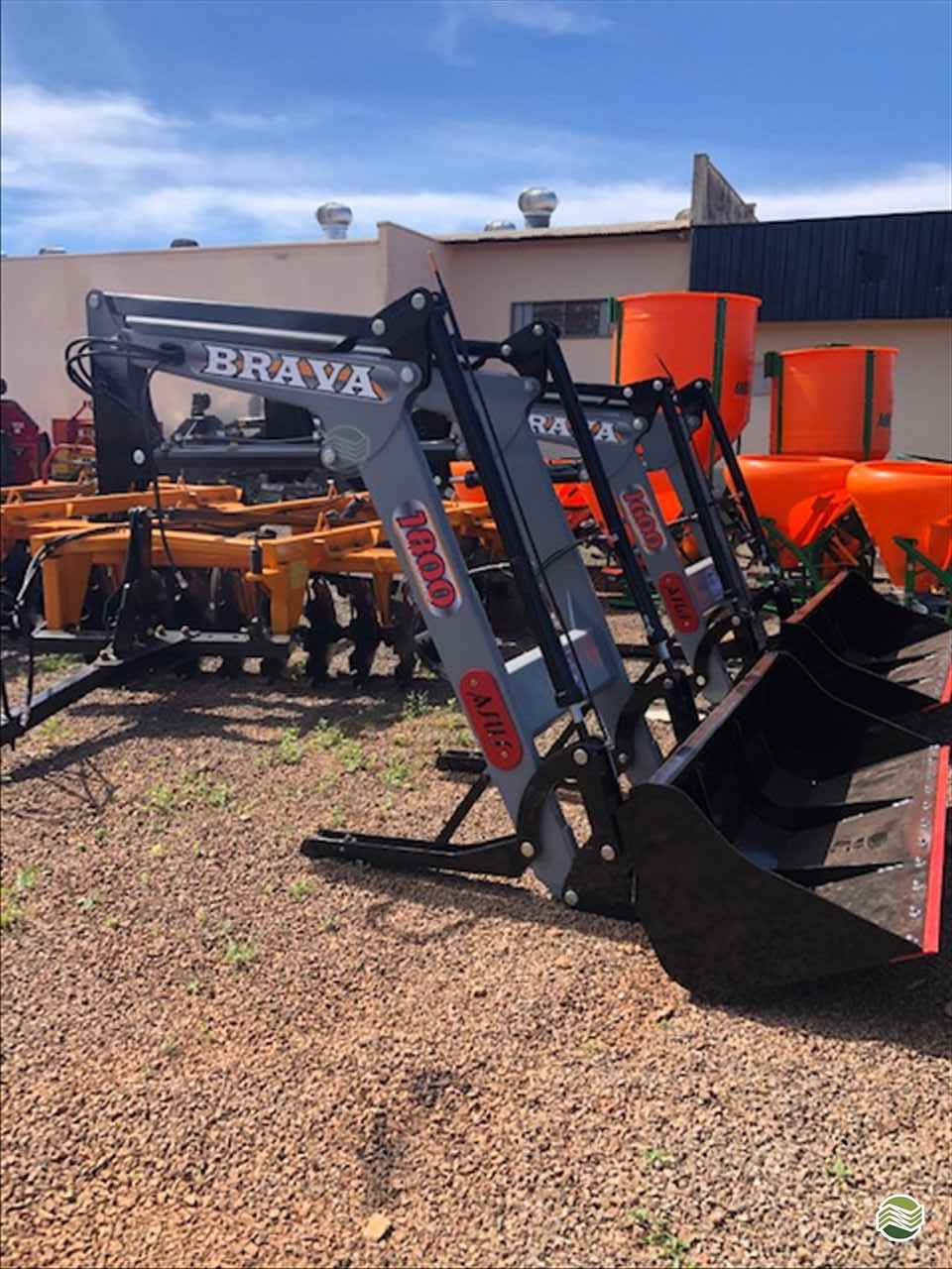 IMPLEMENTOS AGRICOLAS CONCHA E LAMINA CONCHA FRONTAL Cotramaq Tratores GOIOERE PARANÁ PR